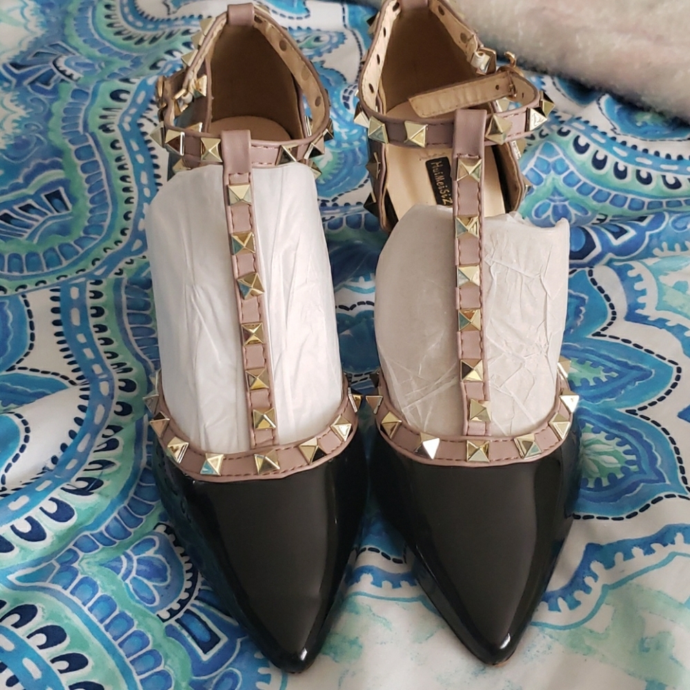 Patent Stud elegant shoes